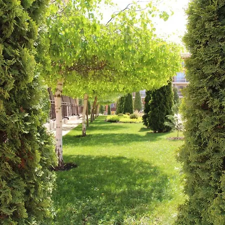 Апартамент Private In Orchid Garden