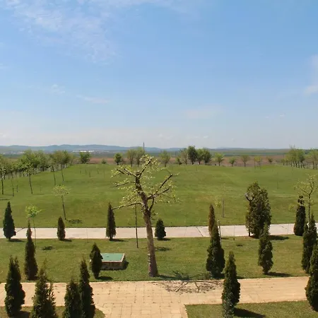 Апартамент Private In Orchid Garden *