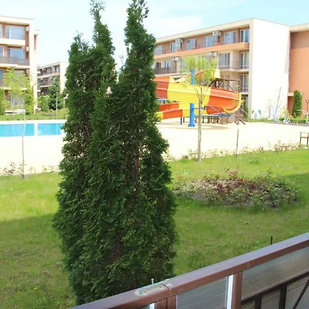 Апартамент Private In Orchid Garden