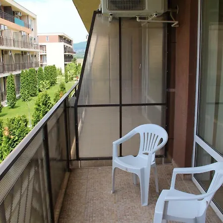 Private In Orchid Garden Слънчев бряг