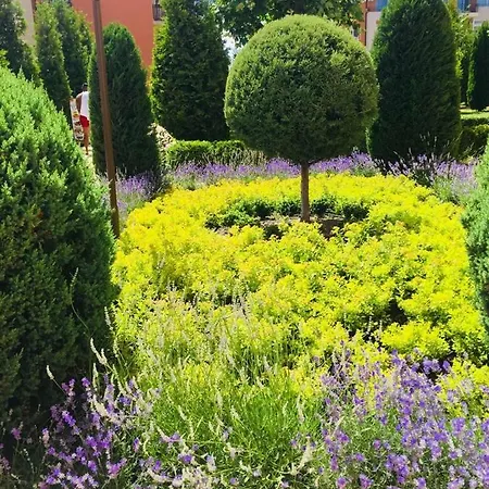 Private In Orchid Garden Слънчев бряг
