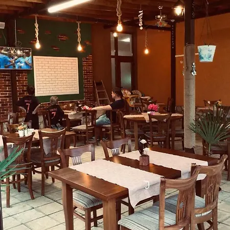 Апартамент Private In Orchid Garden *