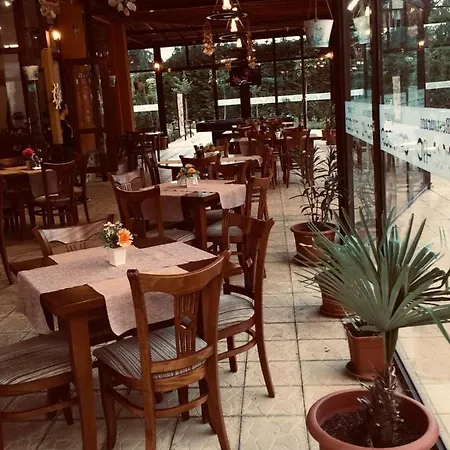 Private In Orchid Garden Слънчев бряг